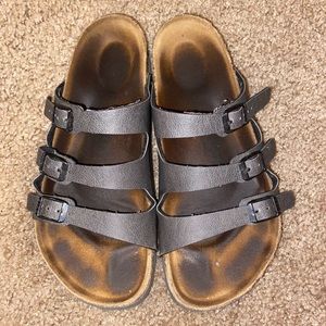 Slate grey Florida Softbed Birkenstock’s